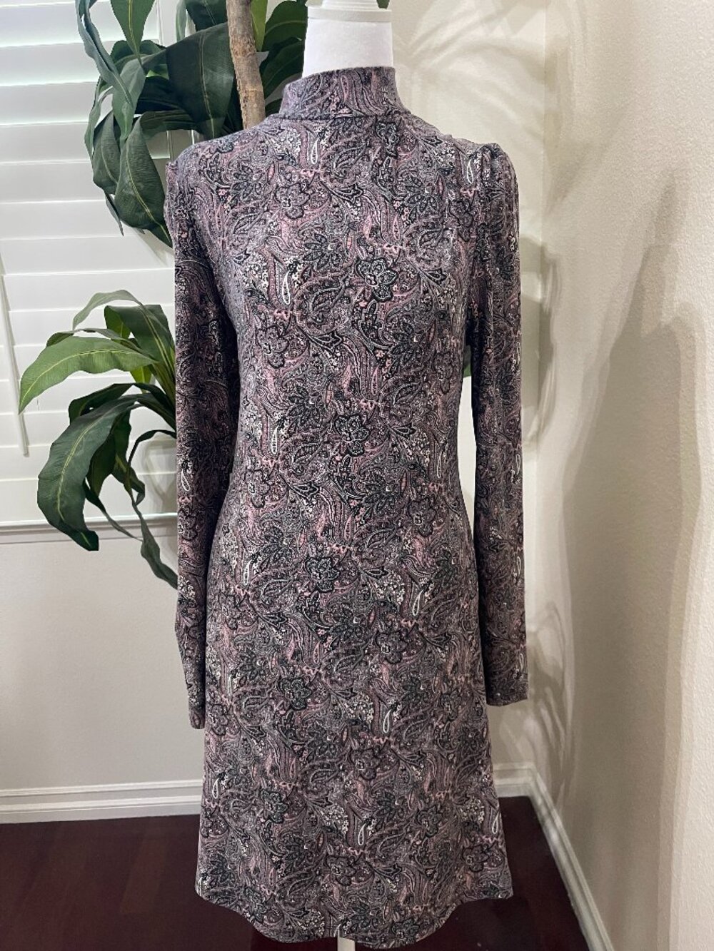 SO Paisley Mock Neck Long Sleeve Swing Dress Pink Black Size L